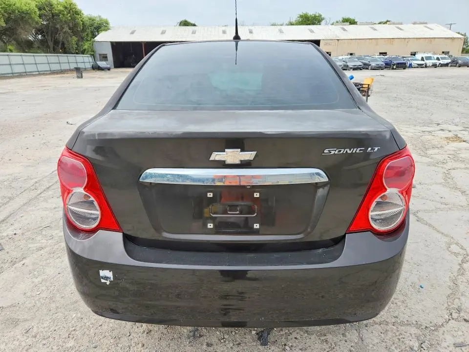 2014 CHEVROLET SONIC LT  