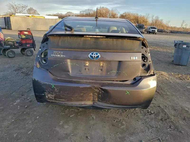 2011 TOYOTA PRIUS   