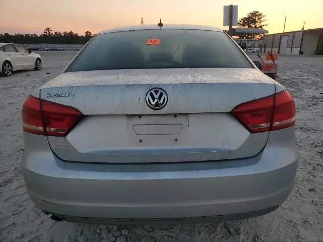 2012 VOLKSWAGEN PASSAT S  