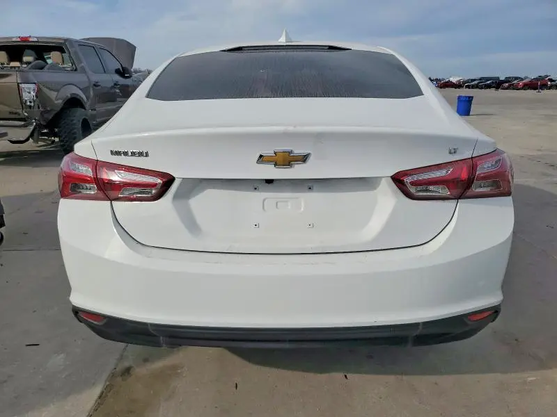 2021 CHEVROLET MALIBU LT  