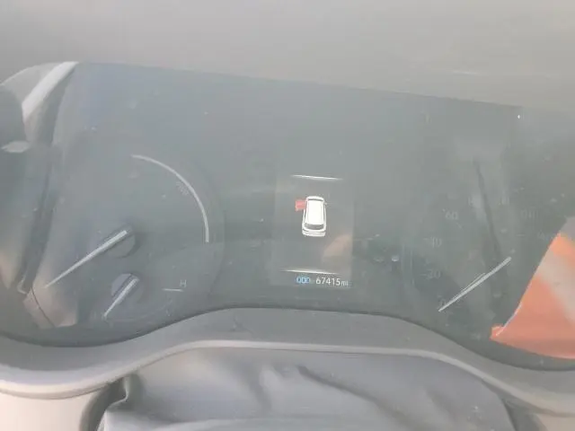 2022 TOYOTA SIENNA LE  