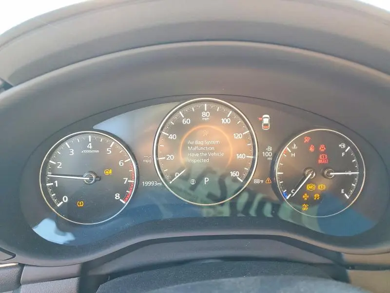 2023 MAZDA 3 PREMIUM PLUS  