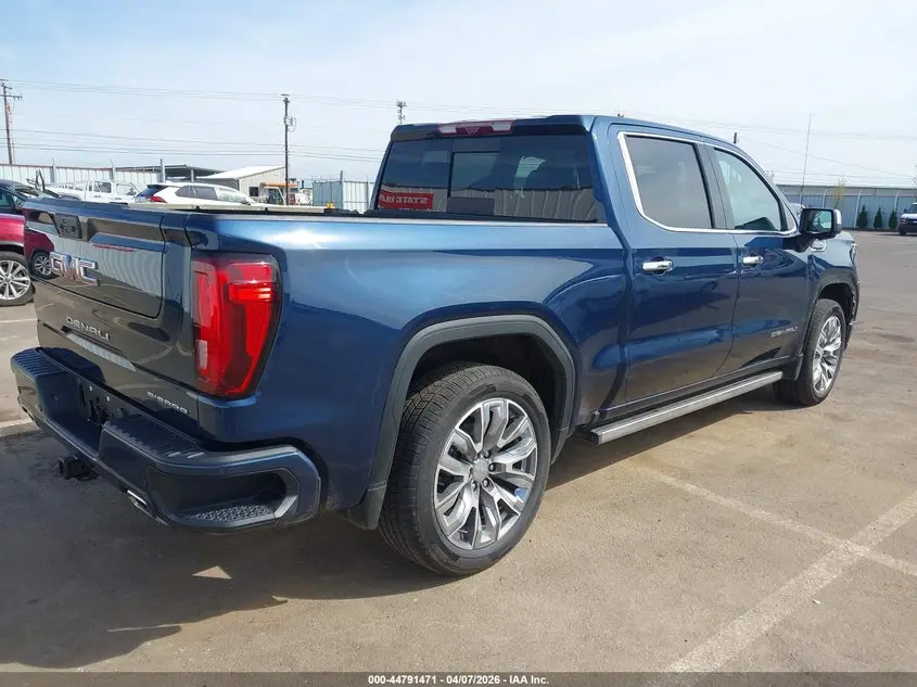 2023 GMC SIERRA 1500 4WD  SHORT BOX DENALI