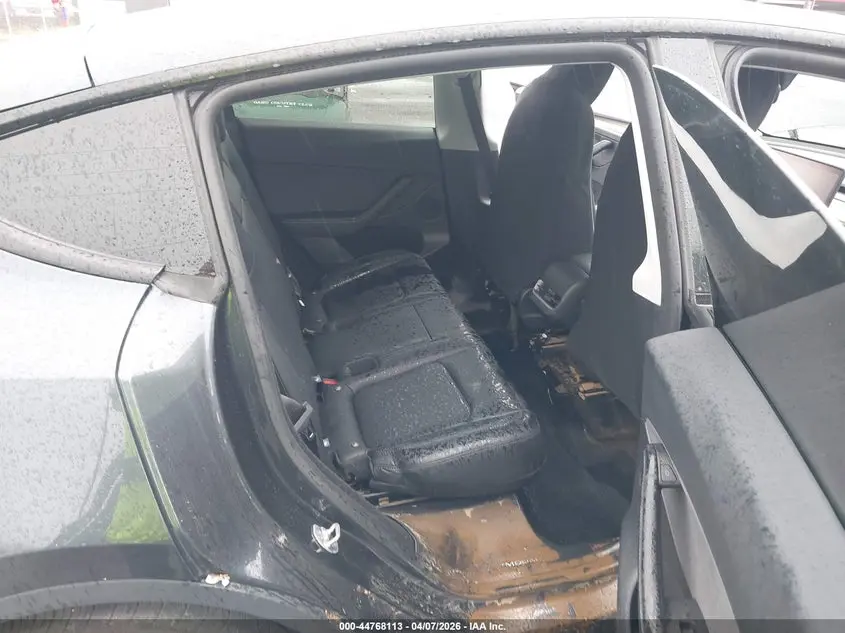 2025 TESLA MODEL Y LONG RANGE DUAL MOTOR REAR-WHEEL DRIVE