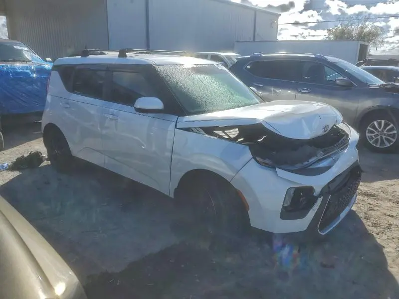 2020 KIA SOUL LX  