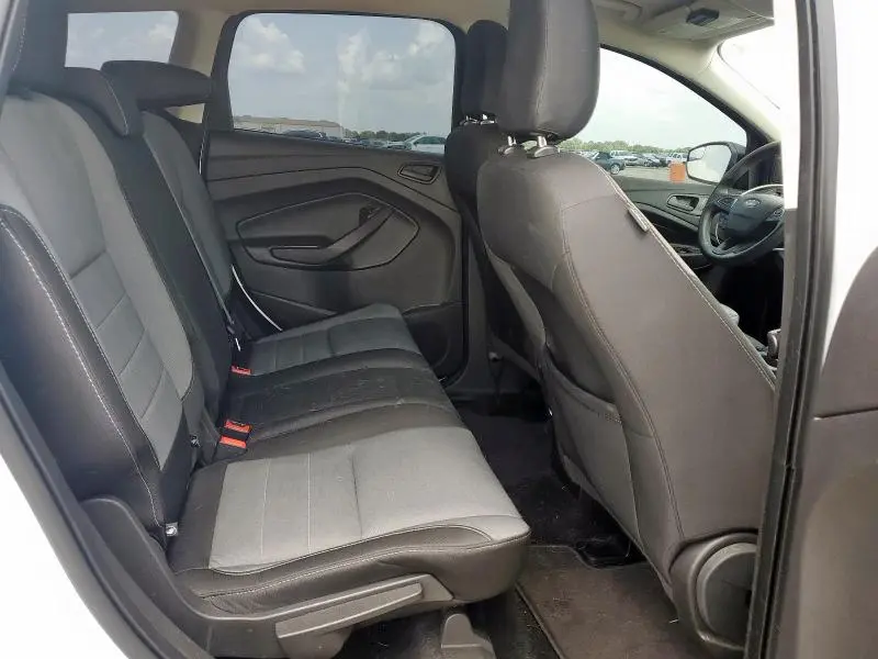 2019 FORD ESCAPE S  