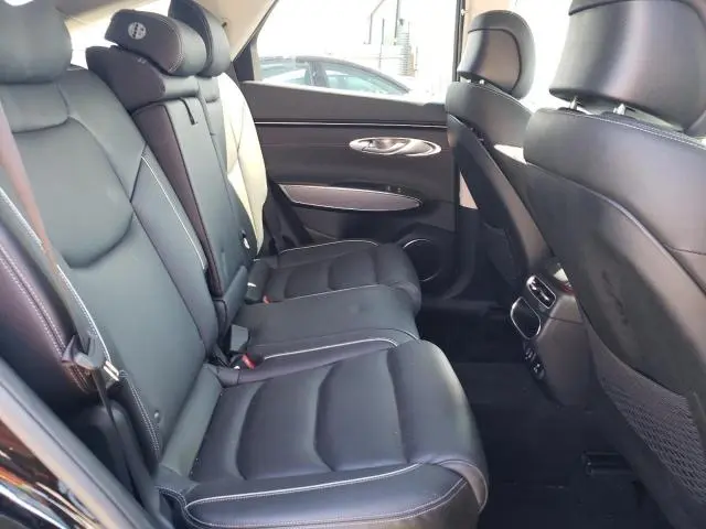 2024 GENESIS GV70 BASE