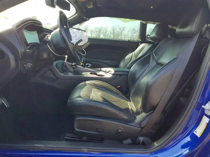 2021 DODGE CHALLENGER SXT  