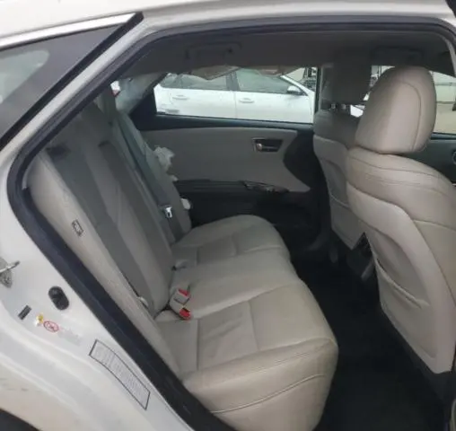 2016 TOYOTA AVALON XLE  