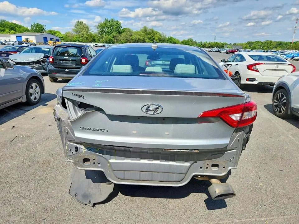 2016 HYUNDAI SONATA SE  