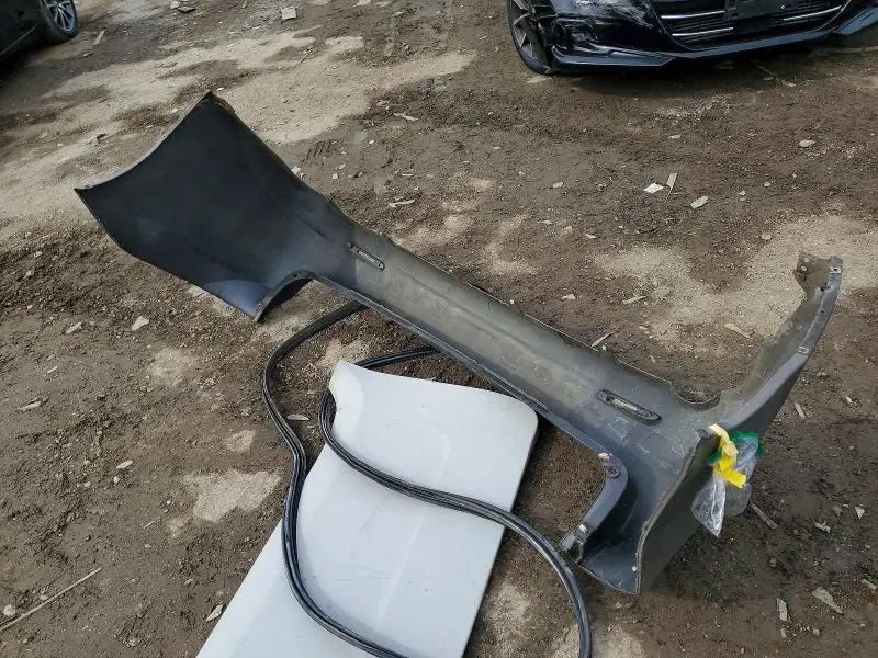 2014 TOYOTA SIENNA XLE 8-PASSENGER  