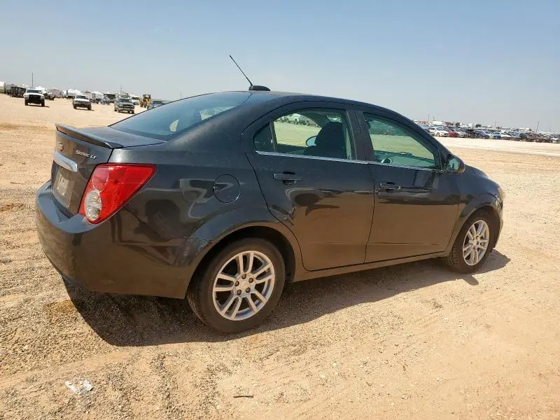 2016 CHEVROLET SONIC LT  