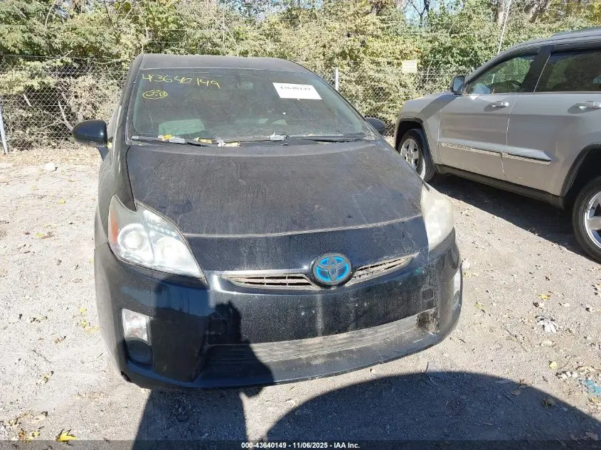 2011 TOYOTA PRIUS TWO