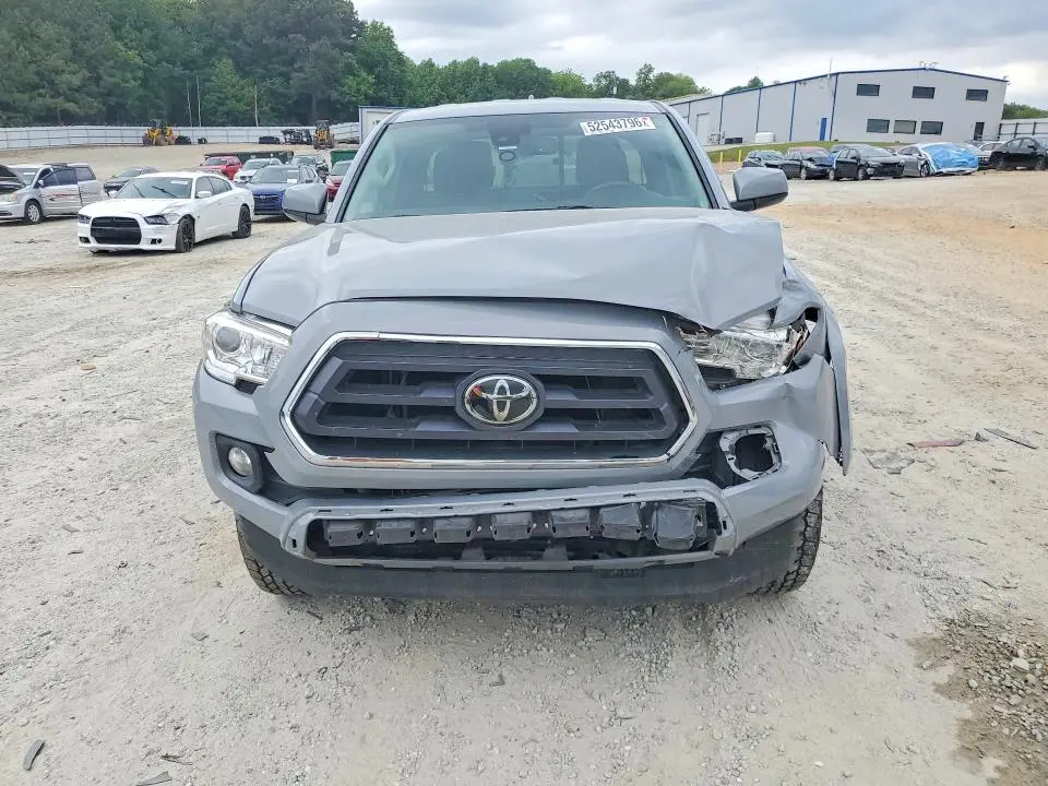 2021 TOYOTA TACOMA SR5 V6  