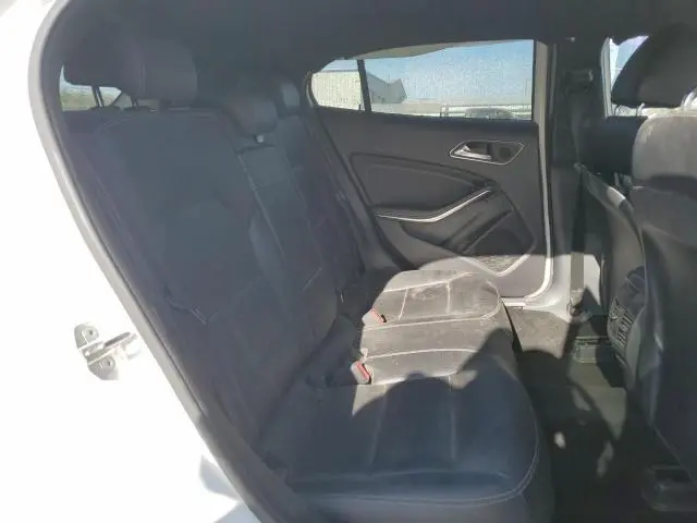 2019 MERCEDES-BENZ GLA 250  