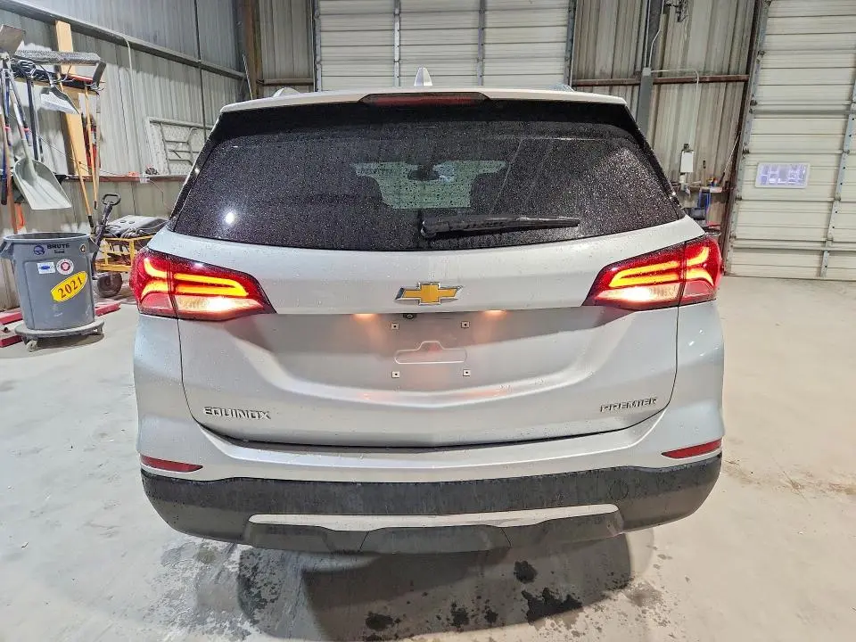 2022 CHEVROLET EQUINOX PREMIER  