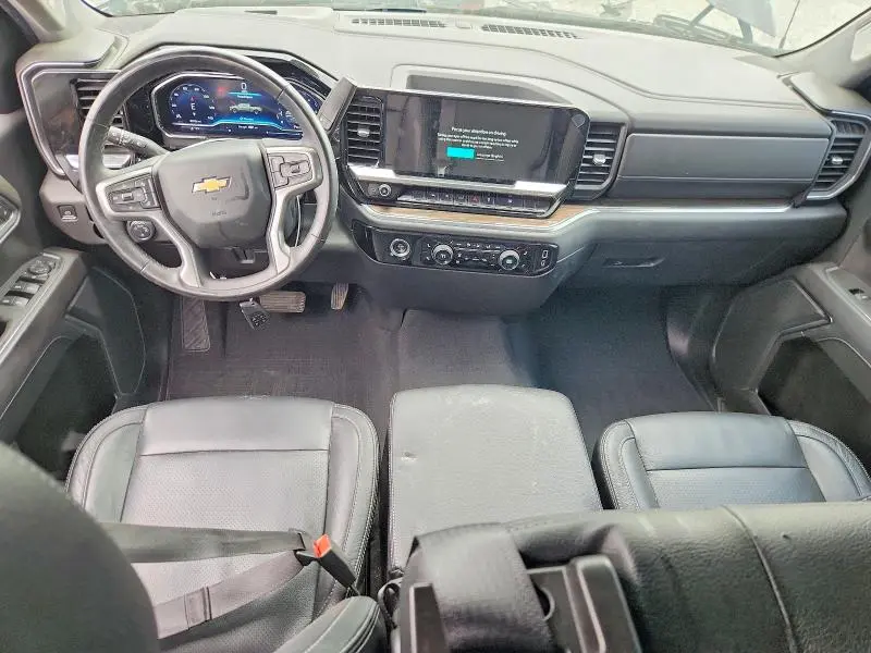 2023 CHEVROLET SILVERADO C1500 LT  
