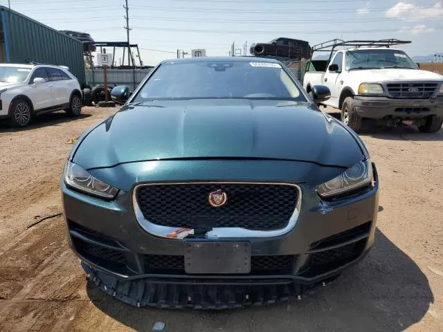 2017 JAGUAR XE PRESTIGE  