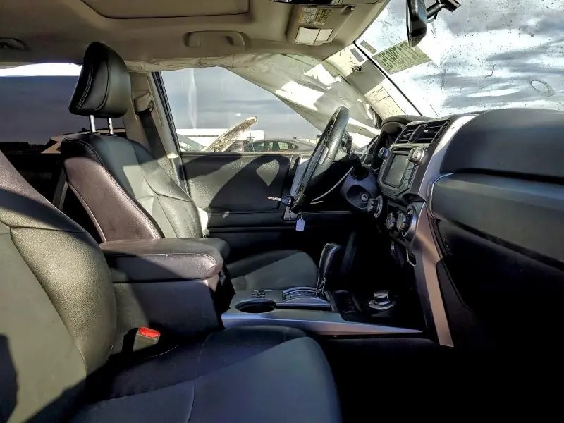 2014 TOYOTA 4RUNNER SR5  