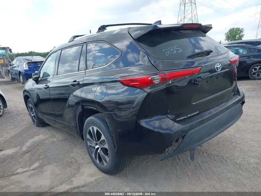 2020 TOYOTA HIGHLANDER XLE