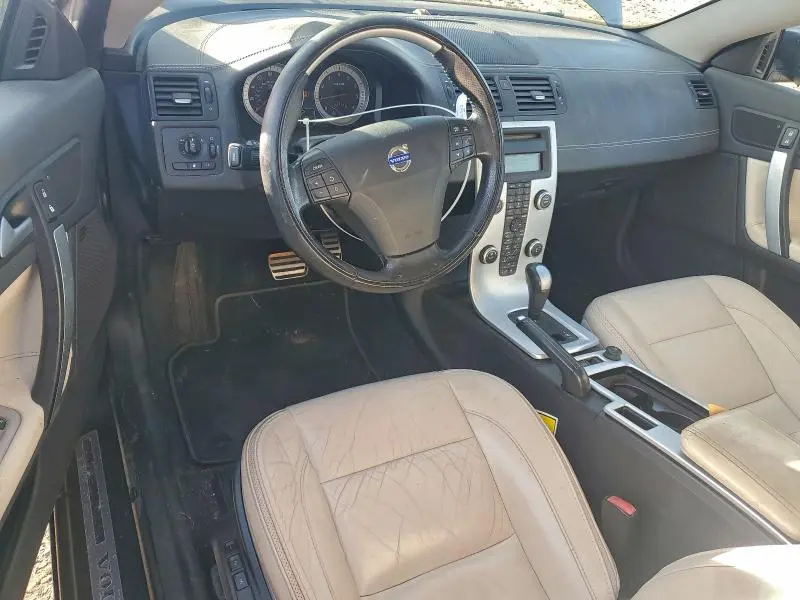 2012 VOLVO C70 T5  