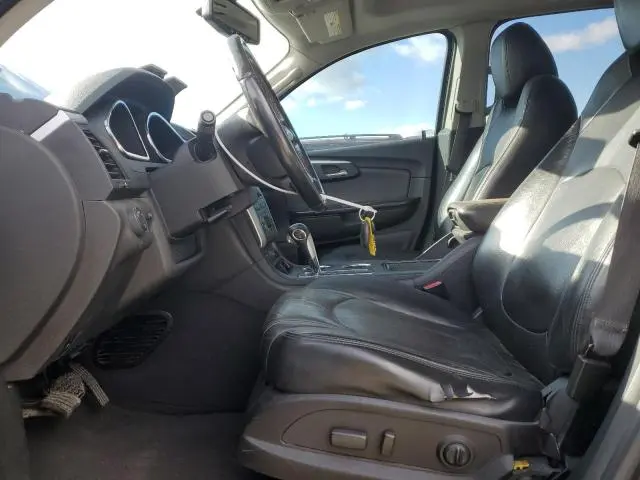 2010 CHEVROLET TRAVERSE LT  