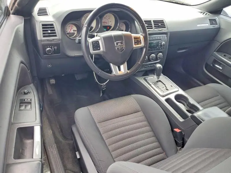 2012 DODGE CHALLENGER SXT  