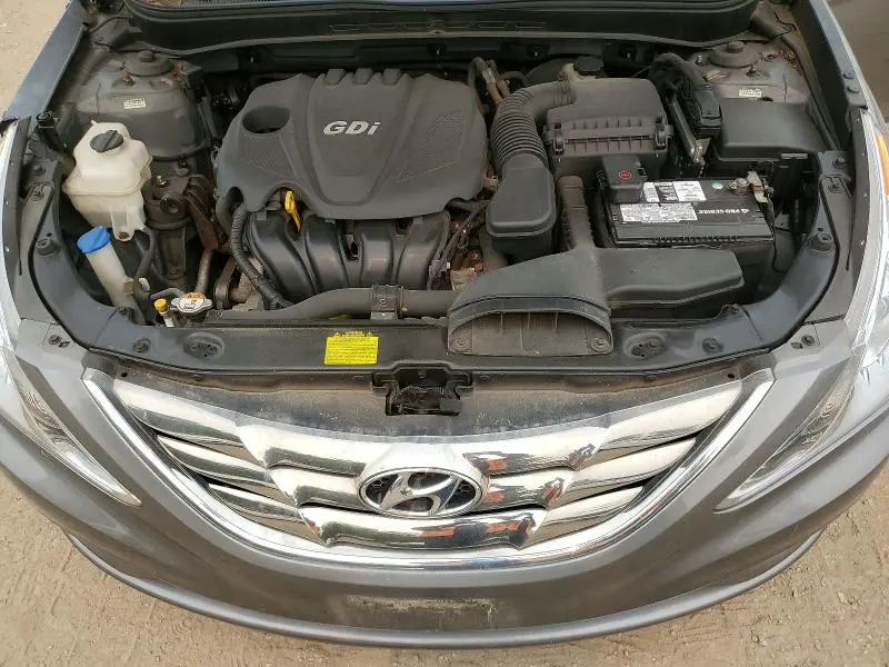 2013 HYUNDAI SONATA SE  