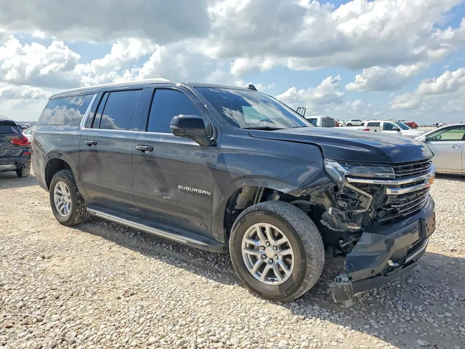 2024 CHEVROLET SUBURBAN C1500 LT  