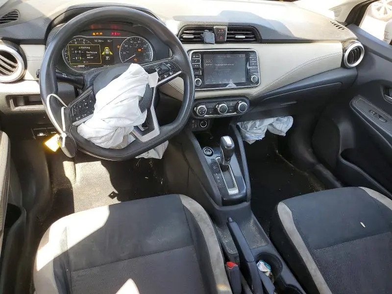 2020 NISSAN VERSA SV  