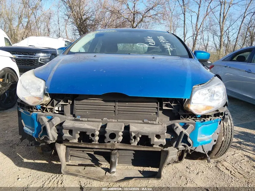 2012 FORD FOCUS SE