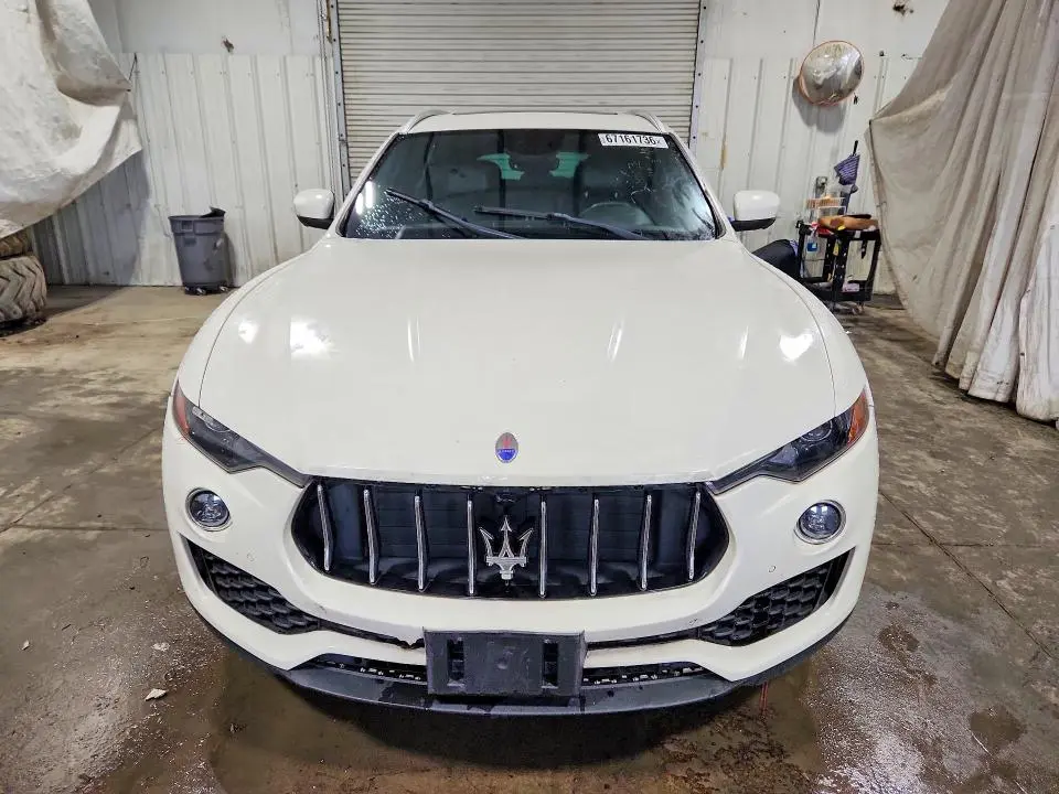 2017 MASERATI LEVANTE S  