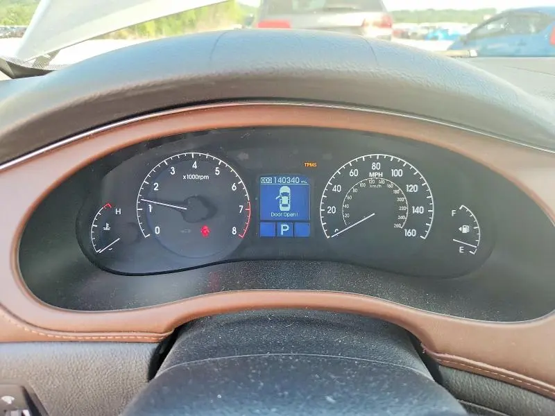 2011 HYUNDAI GENESIS 3.8L  