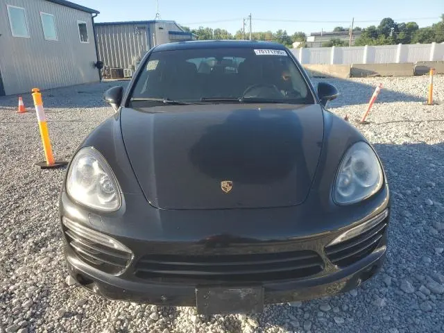 2014 PORSCHE CAYENNE   