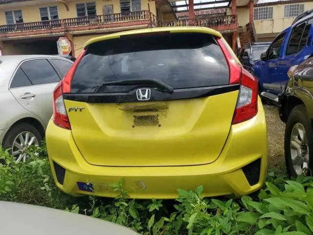 2015 HONDA FIT LX  