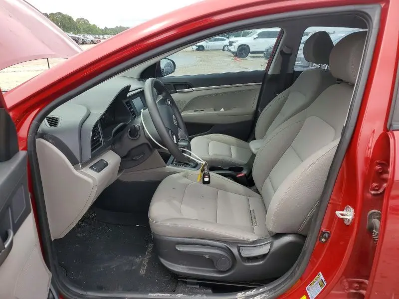 2019 HYUNDAI ELANTRA SE  
