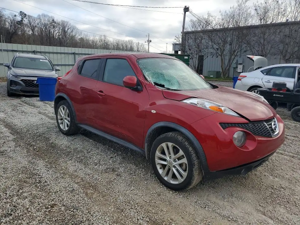 2013 NISSAN JUKE S  