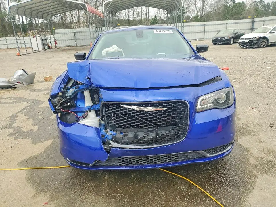 2018 CHRYSLER 300 TOURING  
