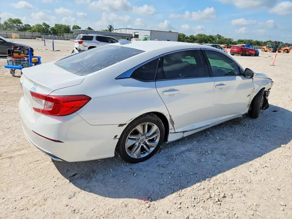 2020 HONDA ACCORD LX  
