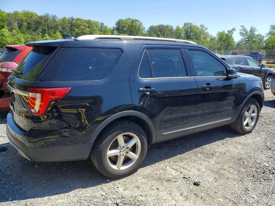 2017 FORD EXPLORER XLT  