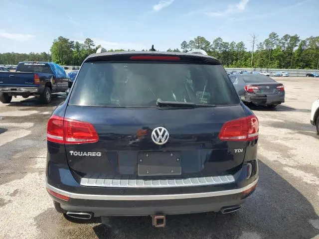 2015 VOLKSWAGEN TOUAREG V6 TDI  