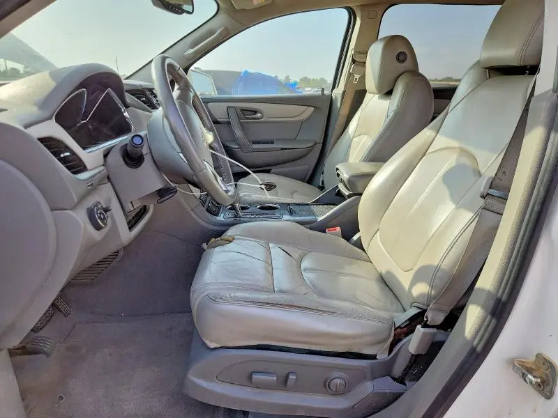 2015 CHEVROLET TRAVERSE LT  