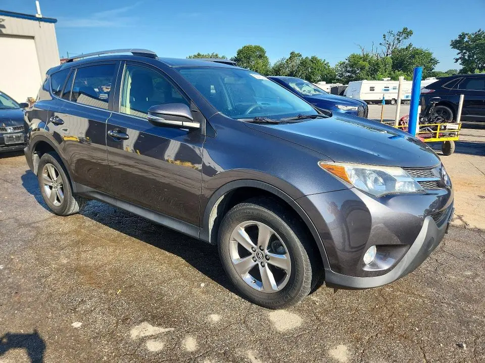 2015 TOYOTA RAV4 XLE  