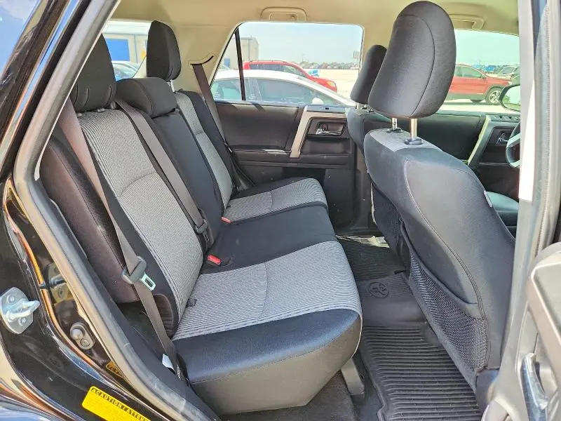 2020 TOYOTA 4RUNNER SR5  