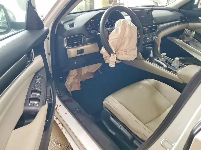2020 HONDA ACCORD LX  
