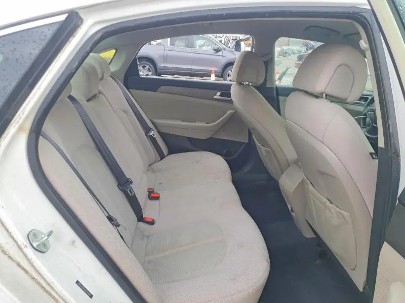 2016 HYUNDAI SONATA SE  