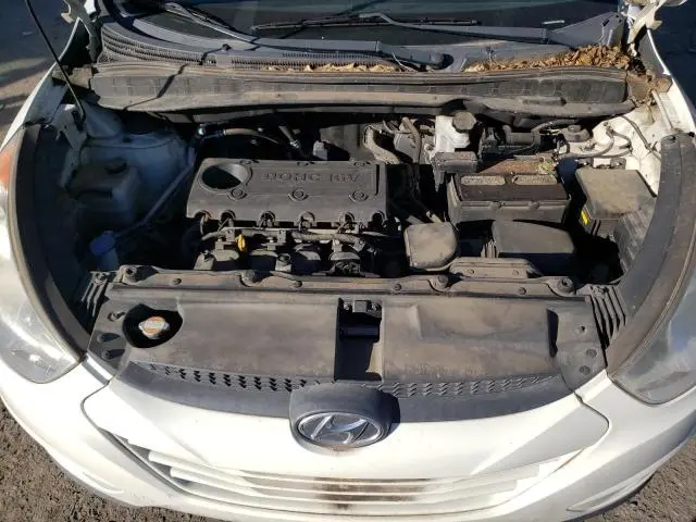 2011 HYUNDAI TUCSON GLS  
