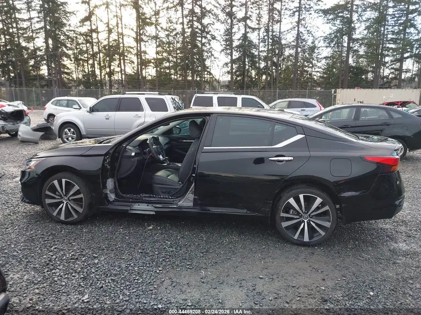 2022 NISSAN ALTIMA PLATINUM INTELLIGENT AWD