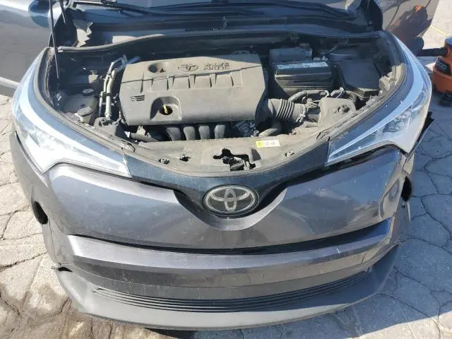 2019 TOYOTA C-HR XLE  
