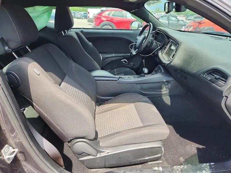 2019 DODGE CHALLENGER SXT  